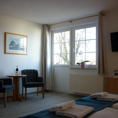 Zum Leuchtturm Gasthof