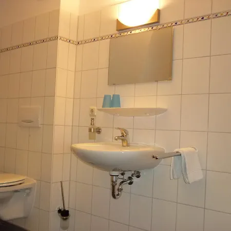 Zum Leuchtturm Gasthof 3*